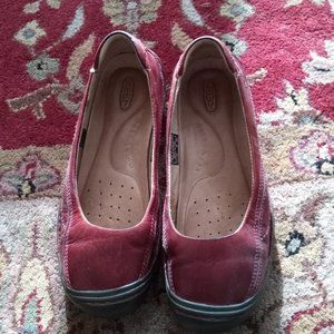 Keen Ballerina Slip On Flat Size 11 53010-APBU